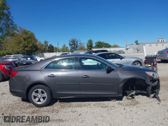 ✅ 2013 Chevrolet Malibu LS • VIN: 1G11B5SA0DF169660 • Lot: 43467192. Wystawiony na IAAI z przebiegiem 159 220 mil. Bezpłatny archiwum sprzedaży aukcyjnych z USA i szczegółowy raport historii pojazdu na DreamBid. Zdjęcie 14.
