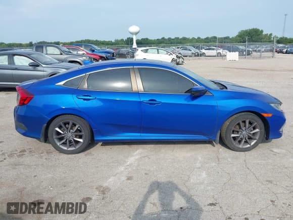 ✅ 2020 Honda Civic EX-L • VIN: 19XFC1F71LE015937 • Lot: 42844209. Listed on IAAI with 102,354 mi. Free auction sales archive from the USA and detailed vehicle history report at DreamBid. Image 13.