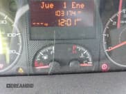 ✅ 2015 Ram ProMaster Cargo • VIN: 3C6URVJG7FE516864 • Lot: 42206140. Wystawiony na IAAI z przebiegiem 104 711 mil. Bezpłatny archiwum sprzedaży aukcyjnych z USA i szczegółowy raport historii pojazdu na DreamBid. Zdjęcie 16.