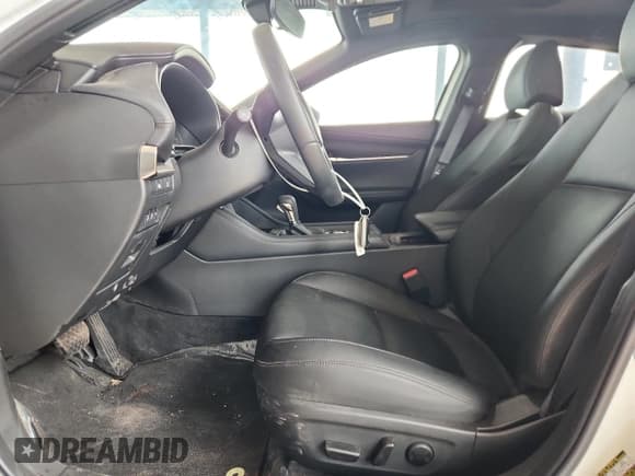 ✅ 2024 Mazda 3 S Preferred • VIN: JM1BPALM1R1702456 • Лот: 85497045. Опубликован ранее на Copart с пробегом 8 011 миль. Бесплатный доступ к архиву аукционных продаж из США и подробный отчёт об истории автомобиля на DreamBid. Изображение 7.