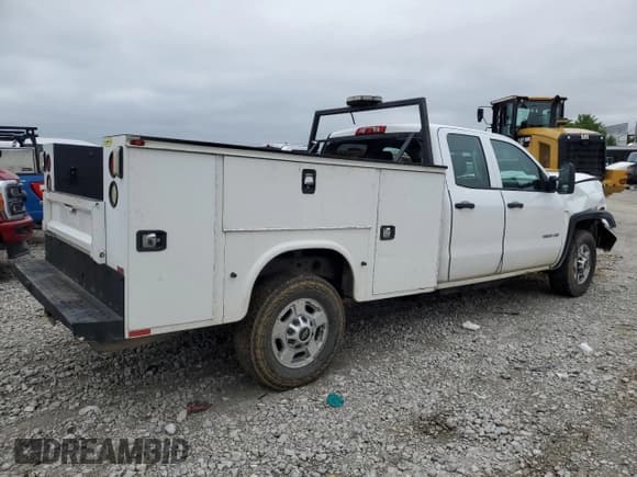 ✅ 2015 Chevrolet Silverado 2500HD Work Truck • VIN: 1GB2CUEG7FZ113594 • Lot: 58305955. Listed on Copart with 267,073 mi. Free auction sales archive from the USA and detailed vehicle history report at DreamBid. Image 3.