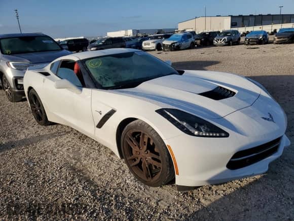 2014 Chevrolet Corvette Z51 1LT with VIN 1G1YH2D70E5128854, listed as a Copart auction lot 76818944 with 26,783 mi miles and Salvage title. Bid and sale history available at DreamBid. Image 4.