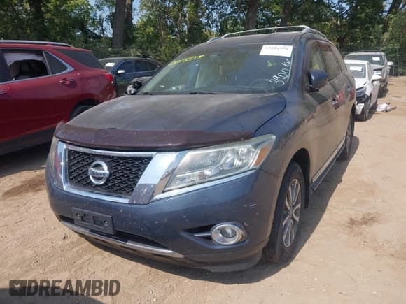 ✅ 2013 Nissan Pathfinder SV • VIN: 5N1AR2MM3DC683900 • Lot: 43204375. Listed on IAAI with 180,429 mi. Free auction sales archive from the USA and detailed vehicle history report at DreamBid. Image 17.