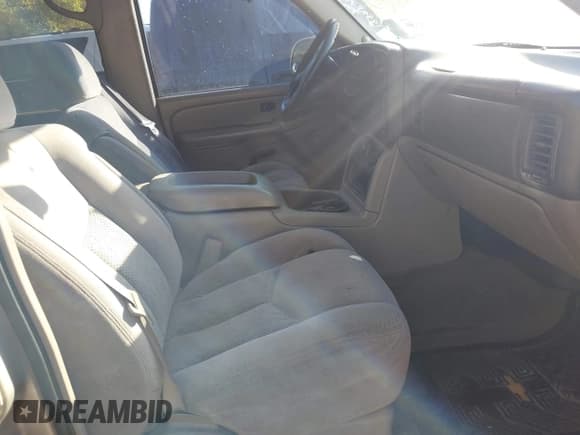 ✅ 2005 Chevrolet Avalanche Z66 • VIN: 3GNEC12Z85G219443 • Lot: 43497860. Listed on IAAI with 283,207 mi. Free auction sales archive from the USA and detailed vehicle history report at DreamBid. Image 5.