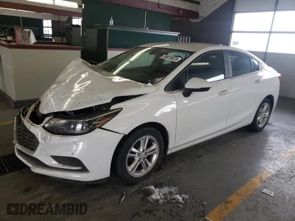 ✅ 2017 Chevrolet Cruze LT • VIN: 1G1BE5SM8H7100818 • Lot: 39073873. Listed on Copart with 118,868 mi. Free auction sales archive from the USA and detailed vehicle history report at DreamBid. Image 1.