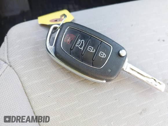 ✅ 2019 Hyundai Tucson SE • VIN: KM8J23A40KU962727 • Lot: 43103436. Wystawiony na IAAI z przebiegiem 95 441 mil mil. Skorzystaj z bezpłatnego archiwum sprzedaży aukcyjnych z USA i zobacz szczegółowy raport historii pojazdu na DreamBid. Zdjęcie 11.