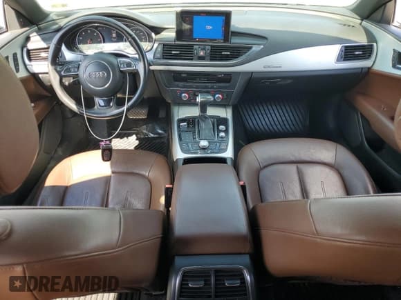 ✅ 2014 Audi A7 Premium • VIN: WAU3GCFC2EN076824 • Lot: 70535355. Wystawiony na Copart z przebiegiem 88 929 mil. Bezpłatny archiwum sprzedaży aukcyjnych z USA i szczegółowy raport historii pojazdu na DreamBid. Zdjęcie 8.