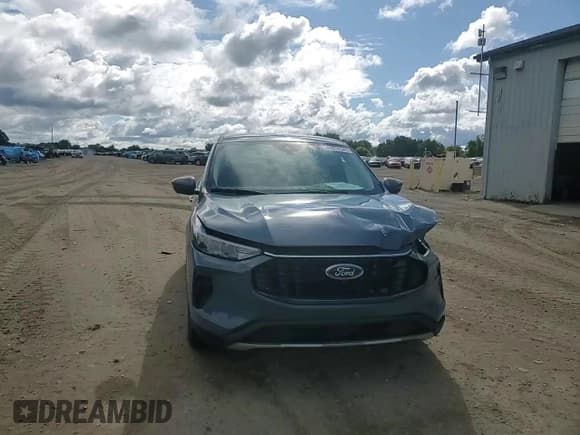 ✅ 2024 Ford Escape Active • VIN: 1FMCU9GN7RUA07021 • Лот: 69976345. Опубликован ранее на Copart с пробегом 13 765 миль. Бесплатный доступ к архиву аукционных продаж из США и подробный отчёт об истории автомобиля на DreamBid. Изображение 14.