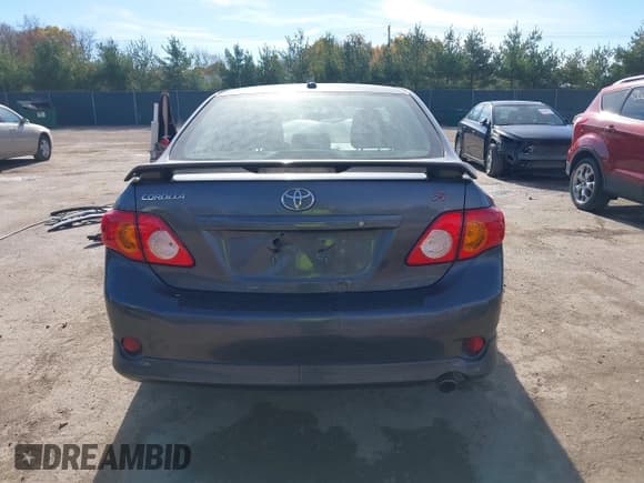 ✅ 2010 Toyota Corolla • VIN: 1NXBU4EE4AZ381480 • Лот: 43621999. Опубликован ранее на IAAI с пробегом 70 070 миль. Бесплатный доступ к архиву аукционных продаж из США и подробный отчёт об истории автомобиля на DreamBid. Изображение 17.