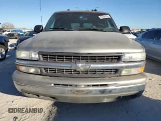 ✅ 2000 Chevrolet Suburban LS • VIN: 3GNEC16T3YG132821 • Лот: 87255784. Опубликован ранее на Copart с пробегом 236 048 миль. Бесплатный доступ к архиву аукционных продаж из США и подробный отчёт об истории автомобиля на DreamBid. Изображение 5.