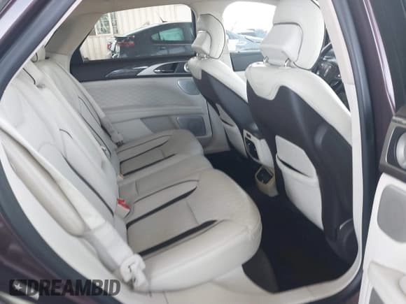 ✅ 2018 Lincoln MKZ • VIN: 3LN6L5G90JR607984 • Lot: 41854834. Listed on IAAI with 73,052 mi. Free auction sales archive from the USA and detailed vehicle history report at DreamBid. Image 8.