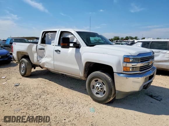 ✅ 2018 Chevrolet Silverado 2500HD Work Truck • VIN: 1GC1KUEG6JF125773 • Лот: 71799485. Опубликован ранее на Copart с пробегом 139 192 миль. Бесплатный доступ к архиву аукционных продаж из США и подробный отчёт об истории автомобиля на DreamBid. Изображение 4.
