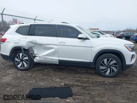 ✅ 2024 Volkswagen Atlas SEL • VIN: 1V2BR2CA6RC530885 • Лот: 41757951. Опубликован ранее на IAAI с пробегом 20 419 миль. Бесплатный доступ к архиву аукционных продаж из США и подробный отчёт об истории автомобиля на DreamBid. Изображение 13.