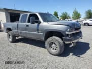 ✅ 2002 Chevrolet Silverado 2500HD LS • VIN: 1GCHK29U12E136559 • Lot: 59023365. Wystawiony na Copart z przebiegiem 274 974 mil. Bezpłatny archiwum sprzedaży aukcyjnych z USA i szczegółowy raport historii pojazdu na DreamBid. Zdjęcie 4.