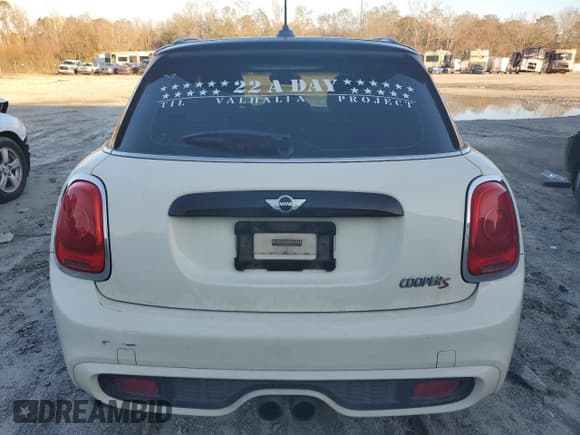 ✅ 2017 MINI Hardtop 4 Door Cooper S • VIN: WMWXU3C50H2D31690 • Lot: 86599104. Listed on Copart with 165,369 mi. Free auction sales archive from the USA and detailed vehicle history report at DreamBid. Image 6.