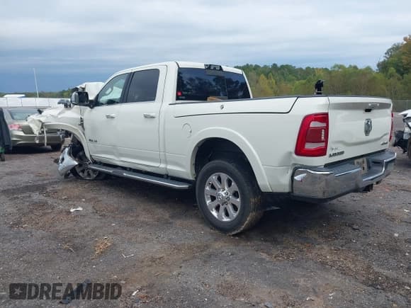 ✅ 2021 Ram 2500 Laramie • VIN: 3C6UR5FL7MG508092 • Lot: 43529843. Listed on IAAI with Not provided. Free auction sales archive from the USA and detailed vehicle history report at DreamBid. Image 3.