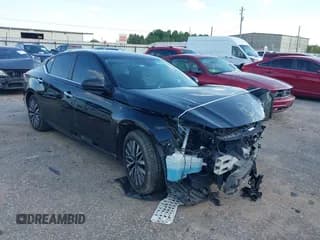 ✅ 2024 Nissan Altima SV • VIN: 1N4BL4DV0RN326190 • Lot: 43520049. Listed on IAAI with 60,780 mi. Free auction sales archive from the USA and detailed vehicle history report at DreamBid. Image 1.