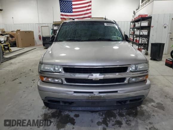 ✅ 2005 Chevrolet Suburban Z71 • VIN: 3GNFK16Z45G133922 • Лот: 90008555. Опубликован ранее на Copart с пробегом 124 765 миль. Бесплатный доступ к архиву аукционных продаж из США и подробный отчёт об истории автомобиля на DreamBid. Изображение 5.