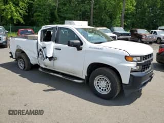 ✅ 2020 Chevrolet Silverado 1500 Work Truck • VIN: 1GCRYAEHXLZ316283 • Lot: 56252084. Wystawiony na Copart z przebiegiem Nie podano. Bezpłatny archiwum sprzedaży aukcyjnych z USA i szczegółowy raport historii pojazdu na DreamBid. Zdjęcie 4.