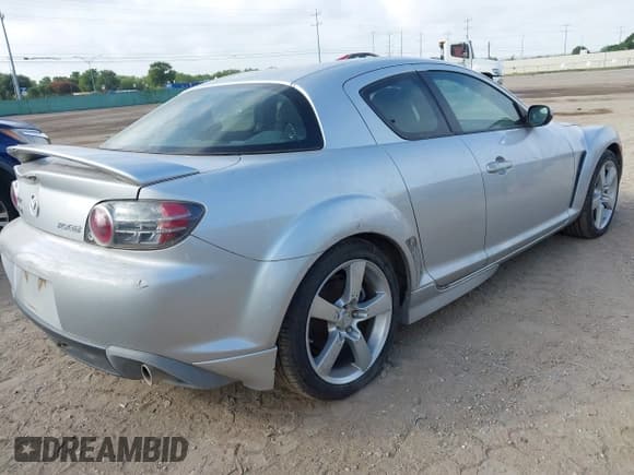 ✅ 2004 Mazda RX-8 • VIN: JM1FE17N340140066 • Lot: 42839359. Wystawiony na IAAI z przebiegiem 80 190 mil. Bezpłatny archiwum sprzedaży aukcyjnych z USA i szczegółowy raport historii pojazdu na DreamBid. Zdjęcie 4.