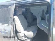 ✅ 2020 Toyota Sienna LE • VIN: 5TDKZ3DCXLS021542 • Lot: 43424830. Wystawiony na IAAI z przebiegiem 70 000 mil. Bezpłatny archiwum sprzedaży aukcyjnych z USA i szczegółowy raport historii pojazdu na DreamBid. Zdjęcie 8.