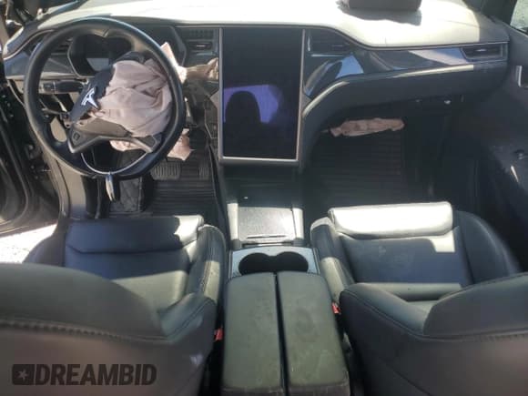 ✅ 2021 Tesla Model X Long Range Plus • VIN: 5YJXCAE24MF324937 • Lot: 65581635. Wystawiony na Copart z przebiegiem Nie podano. Bezpłatny archiwum sprzedaży aukcyjnych z USA i szczegółowy raport historii pojazdu na DreamBid. Zdjęcie 8.