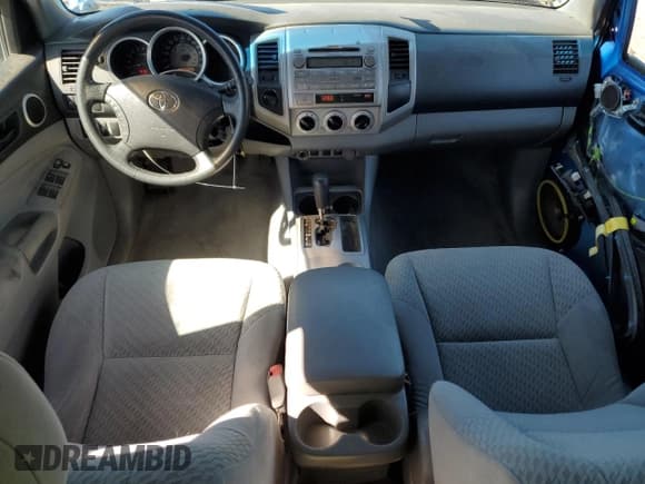 ✅ 2010 Toyota Tacoma • VIN: 3TMLU4ENXAM055888 • Lot: 80893125. Listed on Copart with 160,409 mi. Free auction sales archive from the USA and detailed vehicle history report at DreamBid. Image 8.