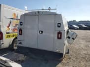 ✅ 2023 Ford E-Series Commercial • VIN: 1FDWE3FN7PDD25288 • Лот: 70995735. Опубликован ранее на Copart с пробегом 77 932 миль. Бесплатный доступ к архиву аукционных продаж из США и подробный отчёт об истории автомобиля на DreamBid. Изображение 6.