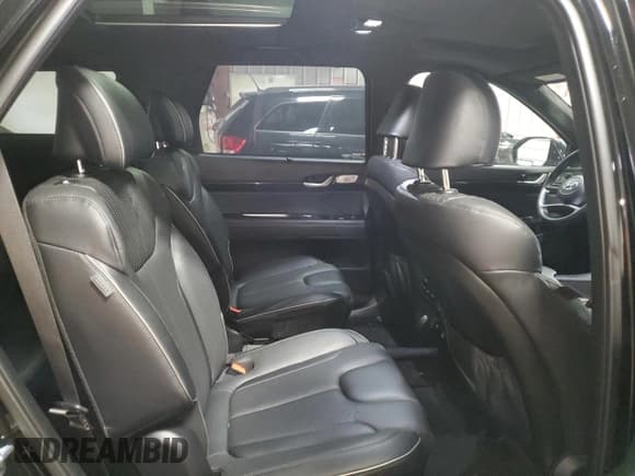 ✅ 2023 Hyundai Palisade Calligraphy • VIN: KM8R7DGE1PU614484 • Лот: 85034764. Опубликован ранее на Copart с пробегом 16 323 миль. Бесплатный доступ к архиву аукционных продаж из США и подробный отчёт об истории автомобиля на DreamBid. Изображение 11.