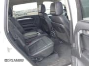 ✅ 2008 Audi Q7 Premium • VIN: WA1EV74L28D067833 • Lot: 41541882. Wystawiony na IAAI z przebiegiem Nie podano. Bezpłatny archiwum sprzedaży aukcyjnych z USA i szczegółowy raport historii pojazdu na DreamBid. Zdjęcie 8.