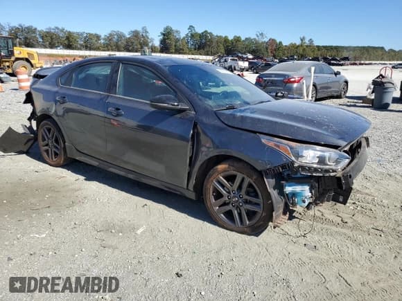 ✅ 2021 Kia Forte GT-Line • VIN: 3KPF34AD1ME415710 • Lot: 86997405. Wystawiony na Copart z przebiegiem 43 383 mil. Bezpłatny archiwum sprzedaży aukcyjnych z USA i szczegółowy raport historii pojazdu na DreamBid. Zdjęcie 4.