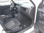 ✅ 2011 Jeep Patriot Latitude • VIN: 1J4NF1GB1BD278204 • Lot: 43564291. Listed on IAAI with 118,554 mi. Free auction sales archive from the USA and detailed vehicle history report at DreamBid. Image 5.