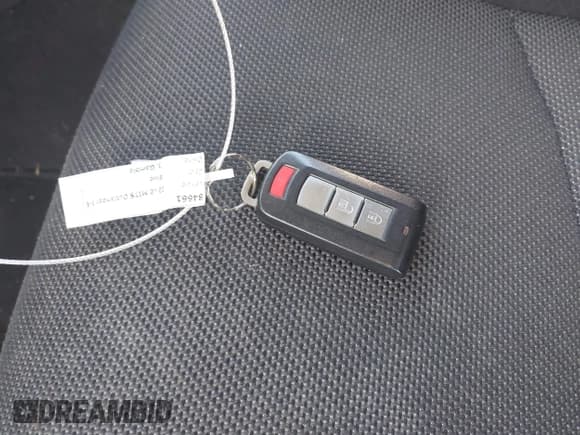 ✅ 2010 Mitsubishi Outlander SE • VIN: JA4AS3AW9AZ002243 • Lot: 43213773. Listed on IAAI with 154,916 mi. Free auction sales archive from the USA and detailed vehicle history report at DreamBid. Image 11.