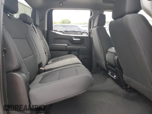 ✅ 2021 Chevrolet Silverado 1500 Custom • VIN: 3GCPWBEK4MG330227 • Lot: 70510604. Wystawiony na Copart z przebiegiem 42 369 mil. Bezpłatny archiwum sprzedaży aukcyjnych z USA i szczegółowy raport historii pojazdu na DreamBid. Zdjęcie 11.