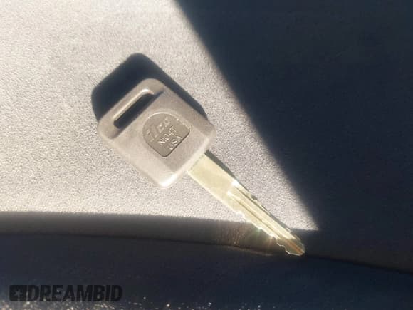 ✅ 2009 Nissan Versa S • VIN: 3N1BC13E09L393479 • Lot: 43621570. Wystawiony na IAAI z przebiegiem 60 088 mil. Bezpłatny archiwum sprzedaży aukcyjnych z USA i szczegółowy raport historii pojazdu na DreamBid. Zdjęcie 11.