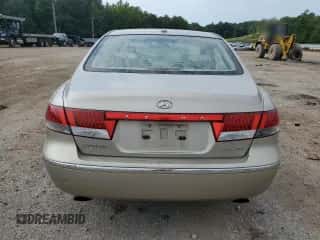 2008 Hyundai Azera Limited z VIN KMHFC46F68A321594, wystawiony jako Copart lot #66978794 z przebiegiem 211 321 mil mil oraz Szkoda całkowita • Salvage title. Historia ofert i sprzedaży dostępna na DreamBid. Obrazek 6.
