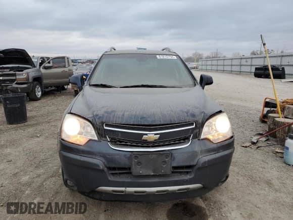 ✅ 2014 Chevrolet Captiva Sport LS • VIN: 3GNAL2EK7ES601205 • Lot: 81815754. Wystawiony na Copart z przebiegiem 138 227 mil. Bezpłatny archiwum sprzedaży aukcyjnych z USA i szczegółowy raport historii pojazdu na DreamBid. Zdjęcie 5.
