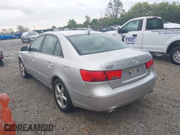 ✅ 2009 Hyundai Sonata SE • VIN: 5NPEU46F39H520108 • Лот: 43283408. Опубликован ранее на IAAI с пробегом 108 980 миль. Бесплатный доступ к архиву аукционных продаж из США и подробный отчёт об истории автомобиля на DreamBid. Изображение 3.