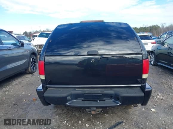 ✅ 2002 Chevrolet Blazer LS • VIN: 1GNCS18W72K201625 • Lot: 41307980. Wystawiony na IAAI z przebiegiem 114 422 mil. Bezpłatny archiwum sprzedaży aukcyjnych z USA i szczegółowy raport historii pojazdu na DreamBid. Zdjęcie 16.