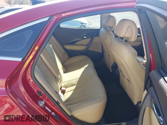 ✅ 2016 Hyundai Azera Limited • VIN: KMHFH4JG4GA508154 • Lot: 41585151. Wystawiony na IAAI z przebiegiem 83 186 mil mil. Skorzystaj z bezpłatnego archiwum sprzedaży aukcyjnych z USA i zobacz szczegółowy raport historii pojazdu na DreamBid. Zdjęcie 8.