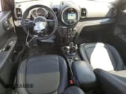 ✅ 2020 MINI Countryman Oxford Edition • VIN: WMZYW3C09L3M24505 • Lot: 71921274. Listed on Copart with 79,745 mi. Free auction sales archive from the USA and detailed vehicle history report at DreamBid. Image 8.