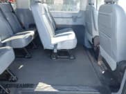 ✅ 2019 Ford Transit Passenger XL • VIN: 1FMZK1CM5KKA29969 • Lot: 42572089. Wystawiony na IAAI z przebiegiem 28 117 mil. Bezpłatny archiwum sprzedaży aukcyjnych z USA i szczegółowy raport historii pojazdu na DreamBid. Zdjęcie 8.