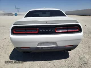 ✅ 2015 Dodge Challenger R/T • VIN: 2C3CDZAT8FH737065 • Lot: 51809354. Wystawiony na Copart z przebiegiem 94 366 mil. Bezpłatny archiwum sprzedaży aukcyjnych z USA i szczegółowy raport historii pojazdu na DreamBid. Zdjęcie 6.