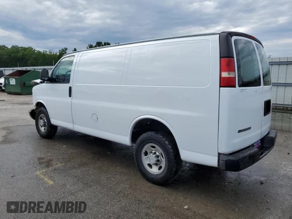 ✅ 2008 Chevrolet Express Cargo • VIN: 1GCGG25C781137094 • Lot: 56494395. Listed on Copart with 100,037 mi. Free auction sales archive from the USA and detailed vehicle history report at DreamBid. Image 2.