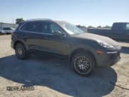 ✅ 2016 Porsche Cayenne S • VIN: WP1AB2A23GLA96711 • Lot: 62606575. Wystawiony na Copart z przebiegiem 72 769 mil. Bezpłatny archiwum sprzedaży aukcyjnych z USA i szczegółowy raport historii pojazdu na DreamBid. Zdjęcie 4.