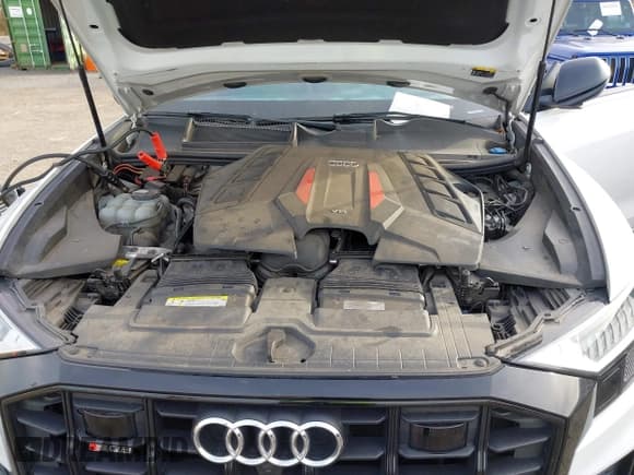 ✅ 2021 Audi SQ8 Prestige • VIN: WA1CWBF15MD001709 • Lot: 43606767. Listed on IAAI with 71,782 mi. Free auction sales archive from the USA and detailed vehicle history report at DreamBid. Image 10.