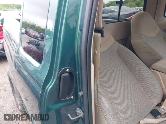 ✅ 1999 Ford Ranger XL • VIN: 1FTZR15V2XTB10127 • Lot: 42234353. Listed on IAAI with 145,009 mi. Free auction sales archive from the USA and detailed vehicle history report at DreamBid. Image 8.