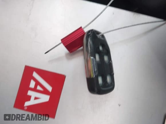 ✅ 2021 Chevrolet Silverado 1500 RST • VIN: 3GCUYEED7MG217646 • Lot: 42643254. Wystawiony na IAAI z przebiegiem 59 175 mil. Bezpłatny archiwum sprzedaży aukcyjnych z USA i szczegółowy raport historii pojazdu na DreamBid. Zdjęcie 11.