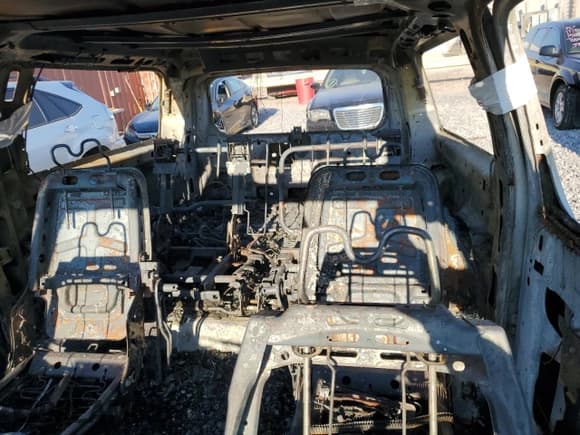 ✅ 2008 Chevrolet Suburban 2LT • VIN: 3GNFC16038G194438 • Lot: 46873265. Listed on Copart with Not provided. Free auction sales archive from the USA and detailed vehicle history report at DreamBid. Image 10.