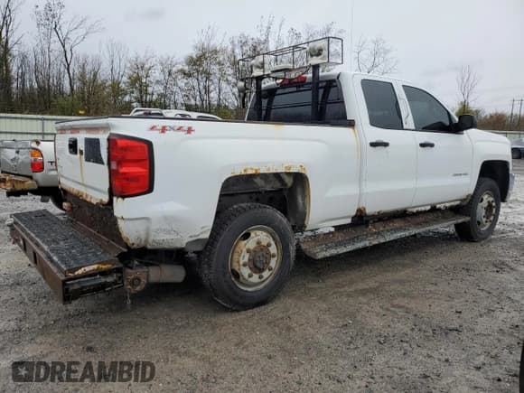 ✅ 2015 Chevrolet Silverado 2500HD Work Truck • VIN: 1GC2KUEG6FZ136539 • Лот: 90902315. Опубликован ранее на Copart с пробегом Не указан. Бесплатный доступ к архиву аукционных продаж из США и подробный отчёт об истории автомобиля на DreamBid. Изображение 3.
